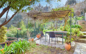 3 Bedroom Beautiful Apartment In Camogli